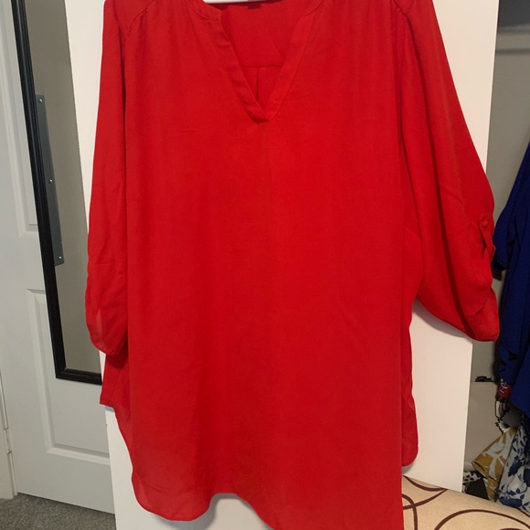 Women's Red V-Neck Top - Picture 1 of 1